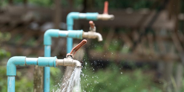 Własna studnia - czy opłaca się mieć własne ujęcie wody?