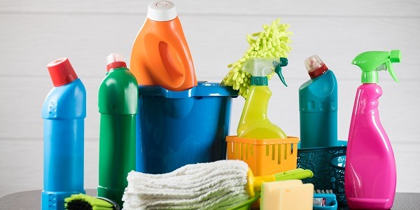 Jak stosować detergenty, jeśli masz w domu zmiękczacz wody?